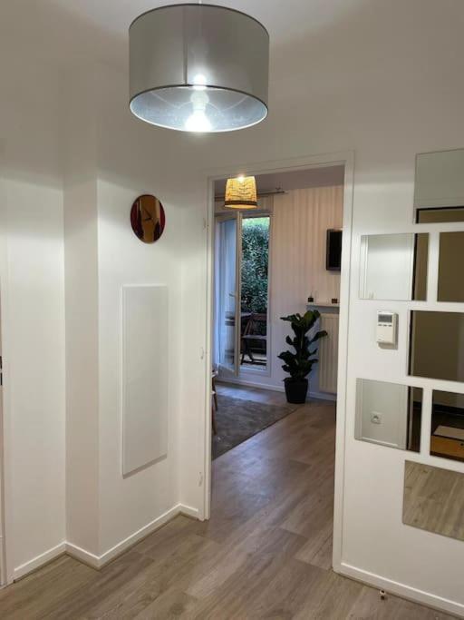 Studio 28 M2 & Jardin Privatif 20 M2 Montigny-le-Bretonneux Dış mekan fotoğraf