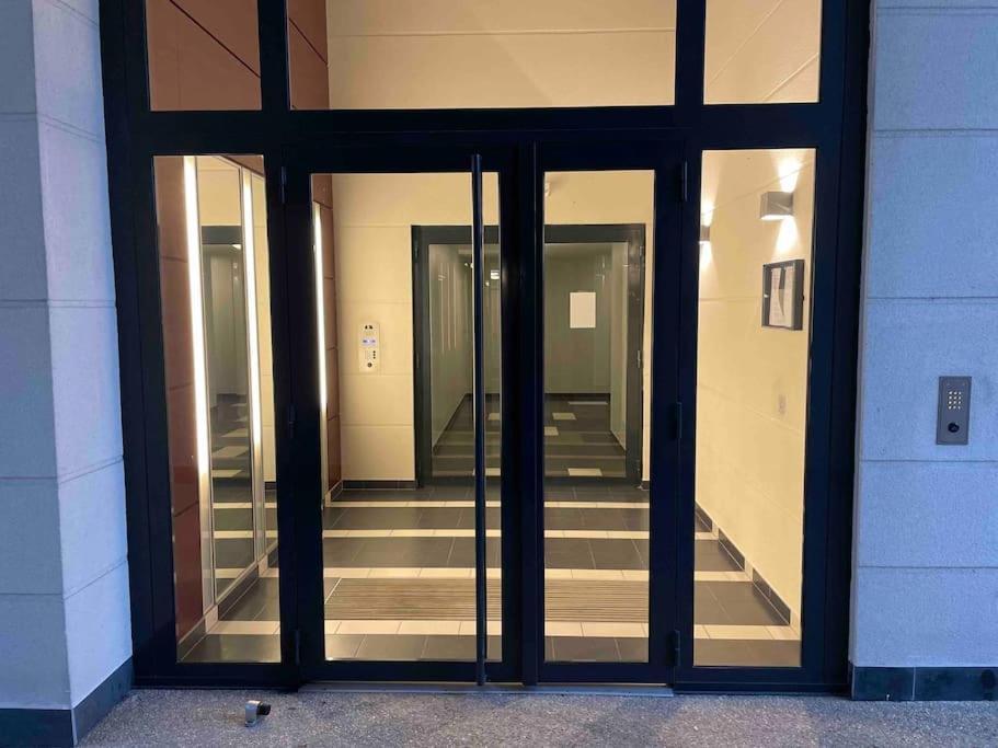 Studio 28 M2 & Jardin Privatif 20 M2 Montigny-le-Bretonneux Dış mekan fotoğraf